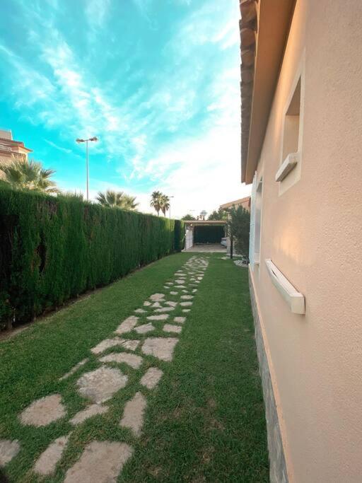 Impresionante Villa Con Piscina - Oliva Nova Dış mekan fotoğraf