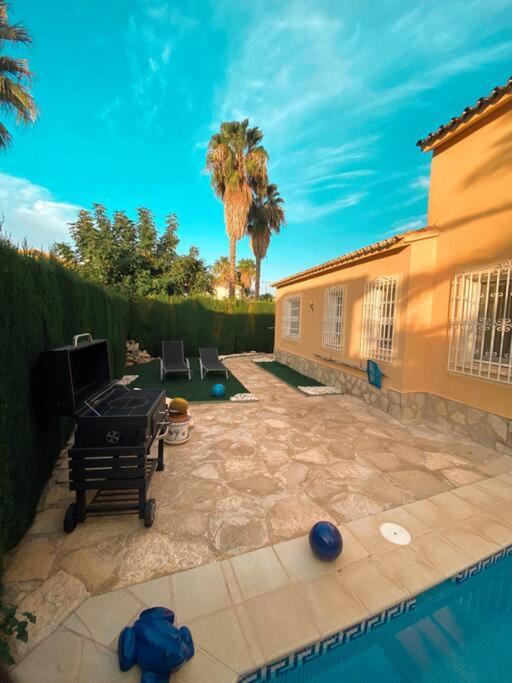 Impresionante Villa Con Piscina - Oliva Nova Dış mekan fotoğraf