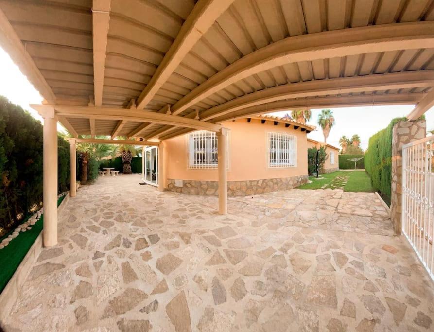 Impresionante Villa Con Piscina - Oliva Nova Dış mekan fotoğraf
